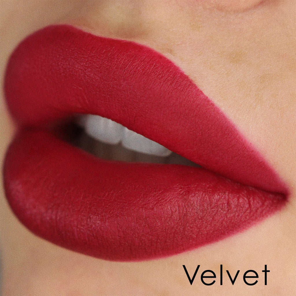 Fabric Texture Lipstick | Acabado Mate Aterciopelado de Efecto Difuminado + Comodidad Todo el Día