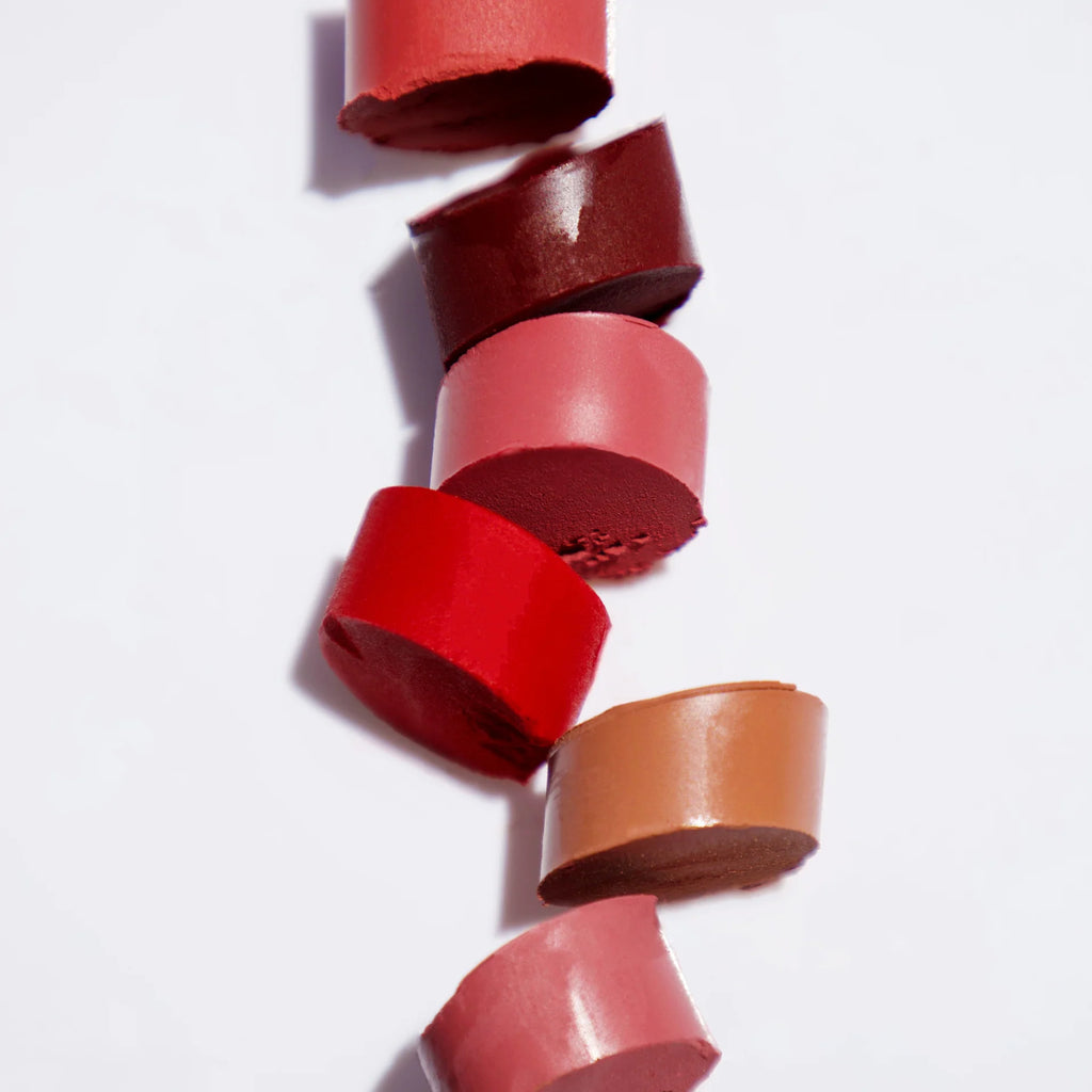 Fabric Texture Lipstick | Acabado Mate Aterciopelado de Efecto Difuminado + Comodidad Todo el Día