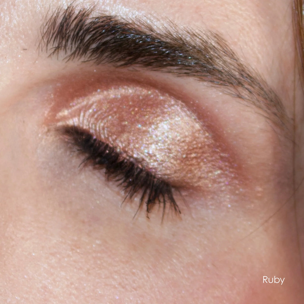 Crystal Glide Liquid Eyeshadow | Sombra Líquida de Larga Duración con Acabado Cromado